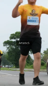 Runner Photo 2082697