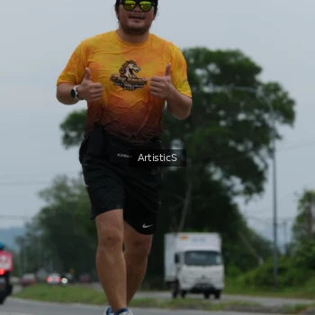 Runner Photo 2082793