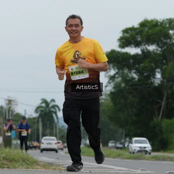 Runner Photo 2082844