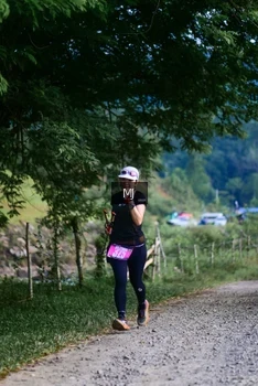 Runner Photo 2083046
