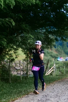 Runner Photo 2083052