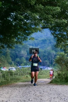 Runner Photo 2083090