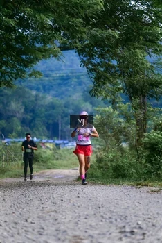 Runner Photo 2083099