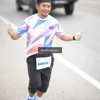 Runner Photo 2083133