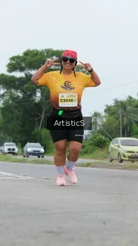 Runner Photo 2083143
