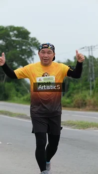 Runner Photo 2083243