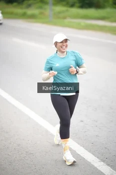 Runner Photo 2083344