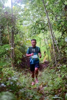 Runner Photo 2083513