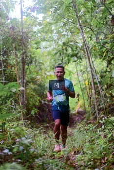 Runner Photo 2083518