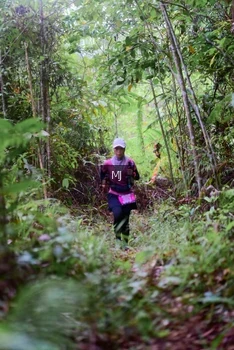Runner Photo 2083523