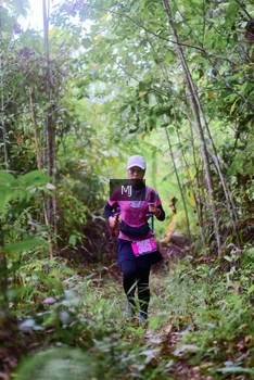 Runner Photo 2083533