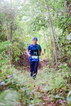 Runner Photo 2083597