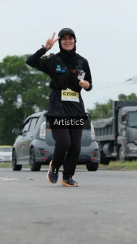 Runner Photo 2083632