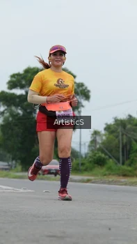 Runner Photo 2083641