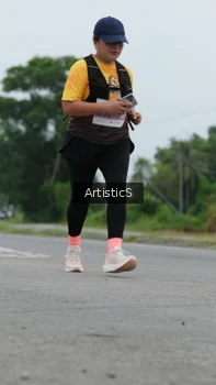 Runner Photo 2083729