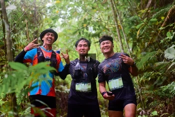 Runner Photo 2083814