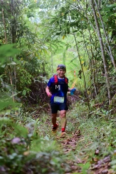 Runner Photo 2083845