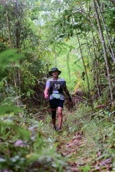 Runner Photo 2083886