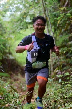 Runner Photo 2083978
