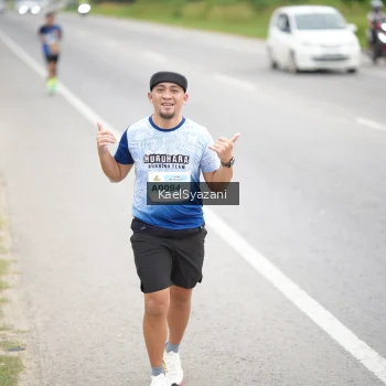 Runner Photo 2083984