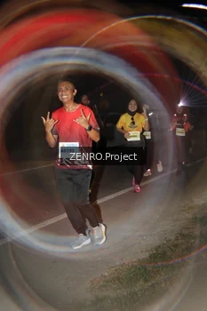 Runner Photo 2084096