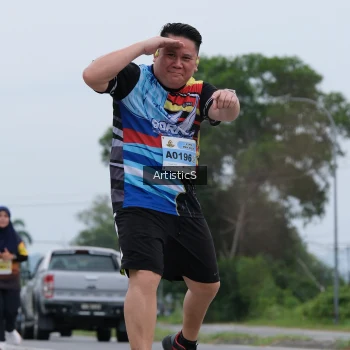 Runner Photo 2084320