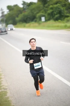 Runner Photo 2084411