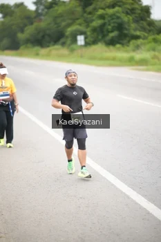 Runner Photo 2084496