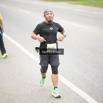 Runner Photo 2084502
