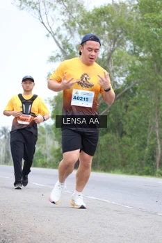 Runner Photo 2084542