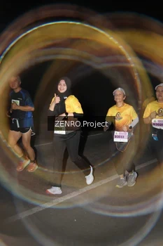 Runner Photo 2084584