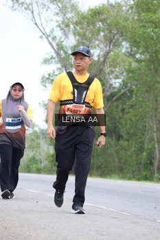 Runner Photo 2084660
