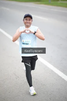 Runner Photo 2084793
