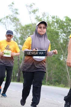 Runner Photo 2084836