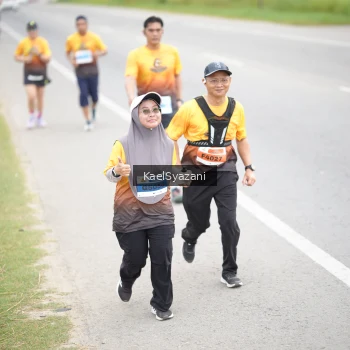 Runner Photo 2084933