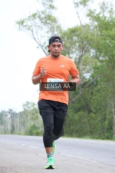 Runner Photo 2084959
