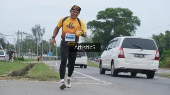 Runner Photo 2085120