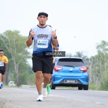 Runner Photo 2085159