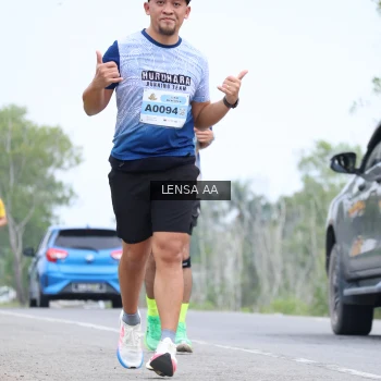 Runner Photo 2085216