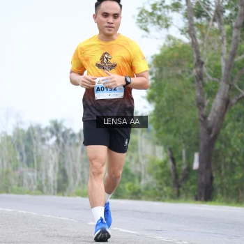 Runner Photo 2085354