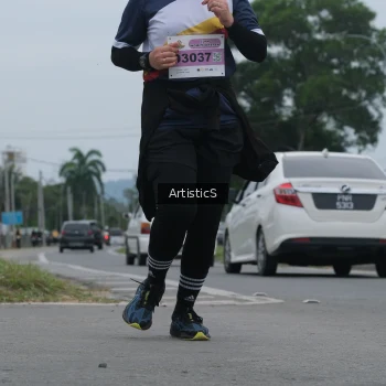 Runner Photo 2085642