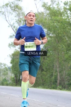 Runner Photo 2085834