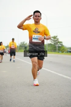 Runner Photo 2085852