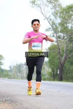 Runner Photo 2085895