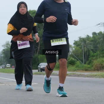 Runner Photo 2085900