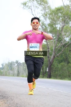 Runner Photo 2085923