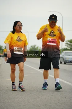 Runner Photo 2085942