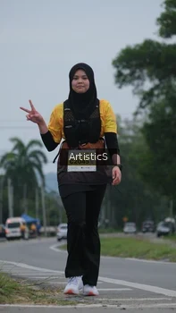 Runner Photo 2085946