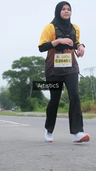 Runner Photo 2085984