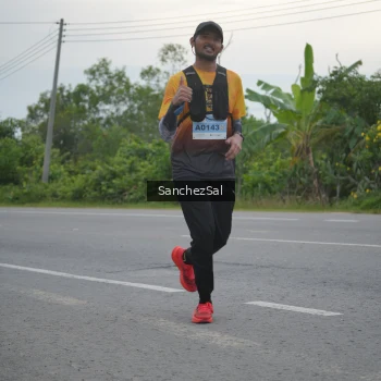 Runner Photo 2086109